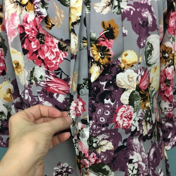 OVS Floral Tie Neck Button Down Blouse - Picture 3 of 7